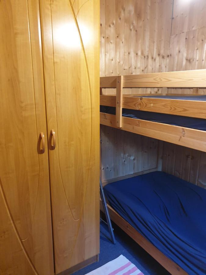 Hotel Domek letniskowy w zieleni blisko jeziora średzkiego Środa Wielkopolska Zewnętrze zdjęcie