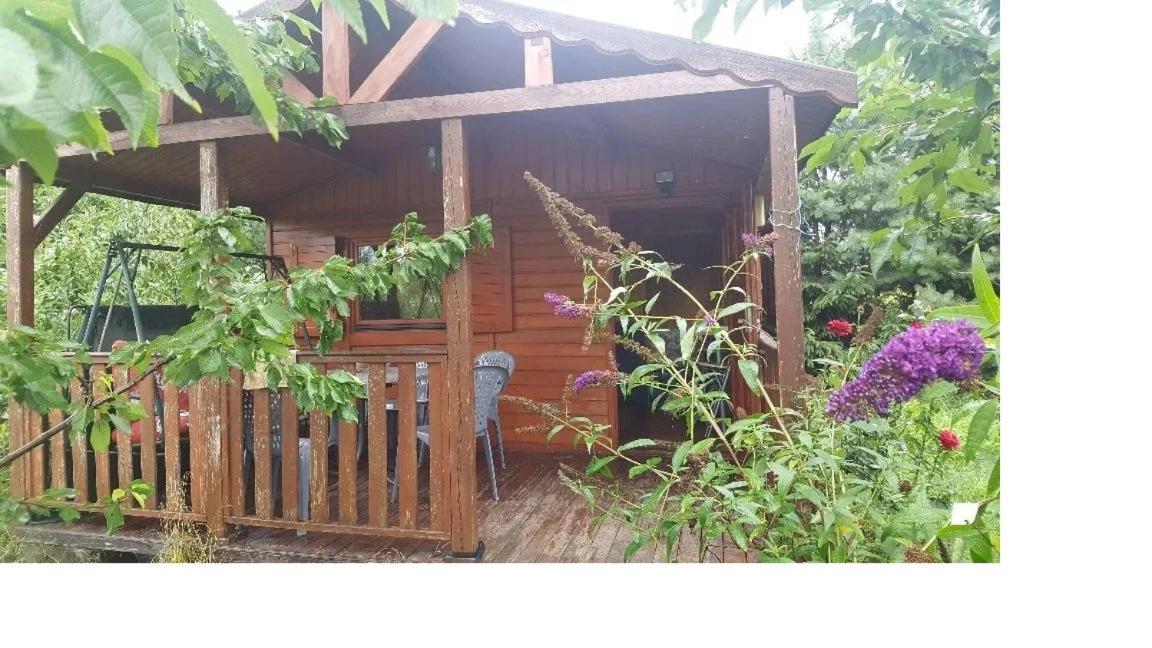 Hotel Domek letniskowy w zieleni blisko jeziora średzkiego Środa Wielkopolska Zewnętrze zdjęcie