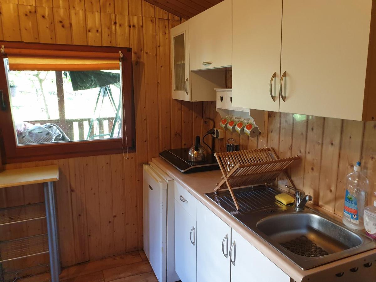 Hotel Domek letniskowy w zieleni blisko jeziora średzkiego Środa Wielkopolska Zewnętrze zdjęcie