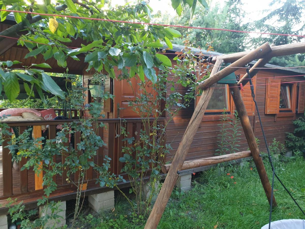 Hotel Domek letniskowy w zieleni blisko jeziora średzkiego Środa Wielkopolska Zewnętrze zdjęcie
