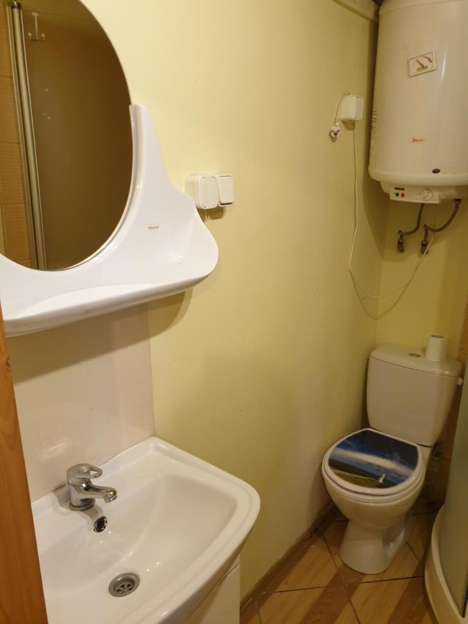 Hotel Domek letniskowy w zieleni blisko jeziora średzkiego Środa Wielkopolska Zewnętrze zdjęcie