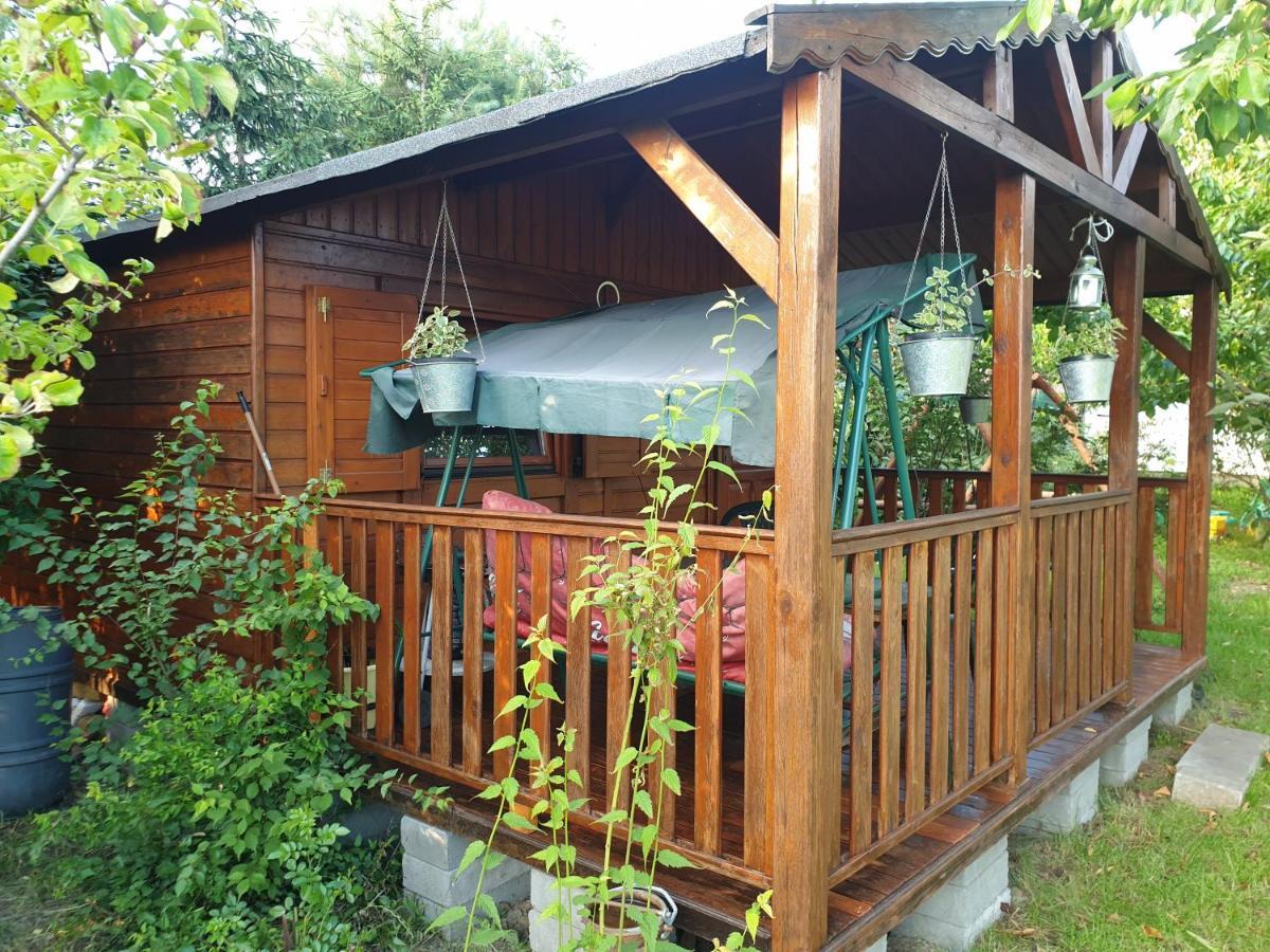 Hotel Domek letniskowy w zieleni blisko jeziora średzkiego Środa Wielkopolska Zewnętrze zdjęcie